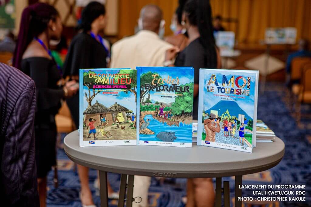 Programme Utalii Kwetu, livres tourisme scolaire au Nord-Kivu