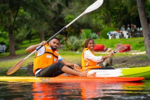 visiter l'île Tchegera à Goma en y faisant du kayaking