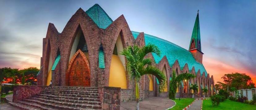 Saint Anne Basilica. Visit Brazzaville