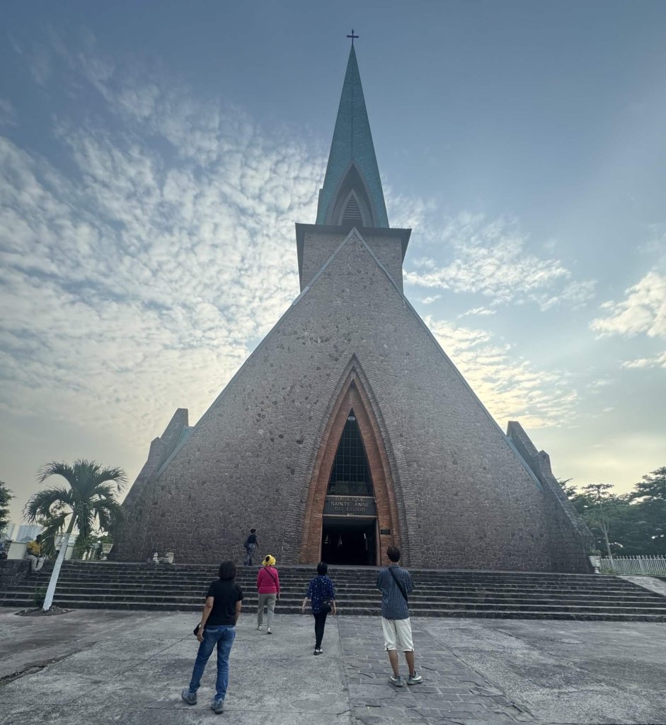 Exploring Brazzaville: Basilique Sainte-Anne