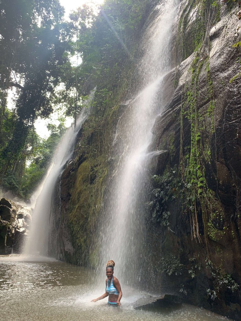 Massage Waterfalls near Zongo Waterfalls, visit Congo with Kwafrika Travel